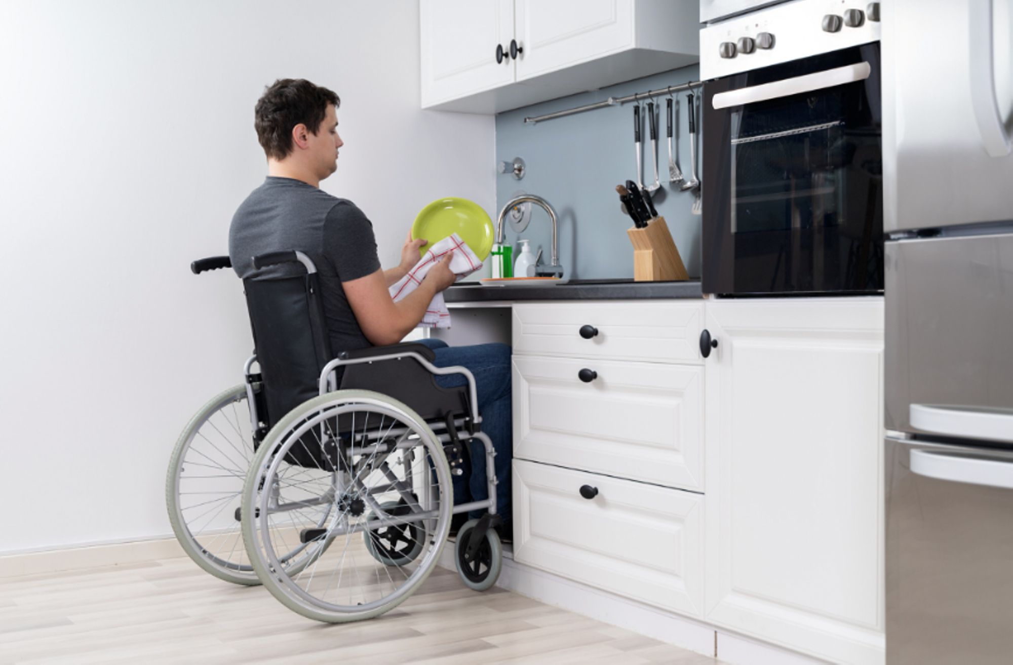 Bien vieillir : prévention et adaptation pour un maintien à domicile réussi